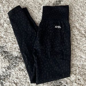 AYBL scrunch butt leggings